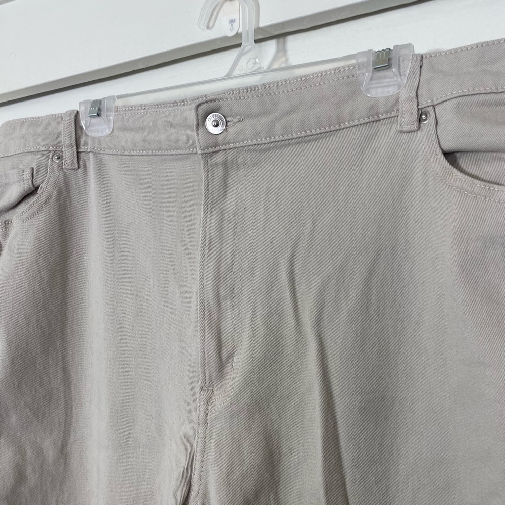 H&M Ladies XXL Loose Fit Cream Colored Pants - Picture 4 of 4